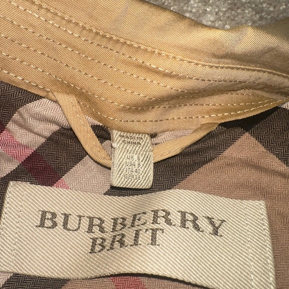 🧥Gorgeous Like New Burberry Brit Women's Peplum Short Trench Size 6 🧥 - Picture 7 of 9